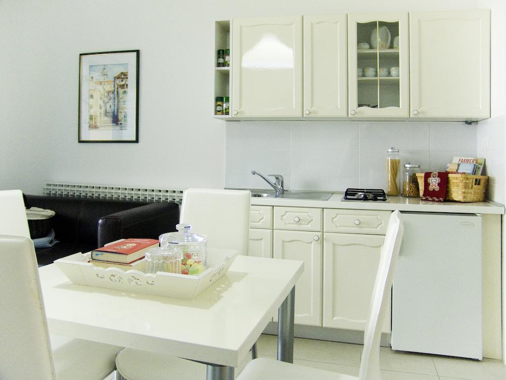 Apartments Villa Pina Vodice Szoba fotó