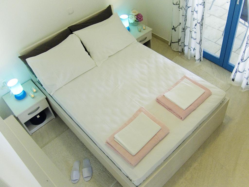 Apartments Villa Pina Vodice Szoba fotó