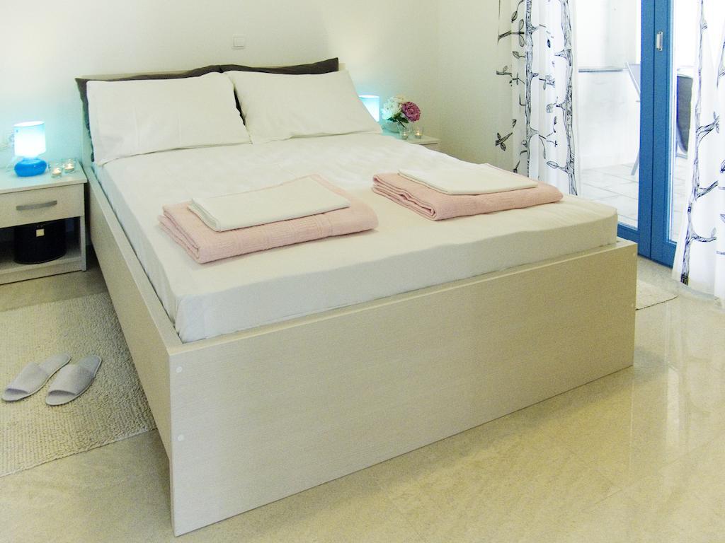 Apartments Villa Pina Vodice Szoba fotó
