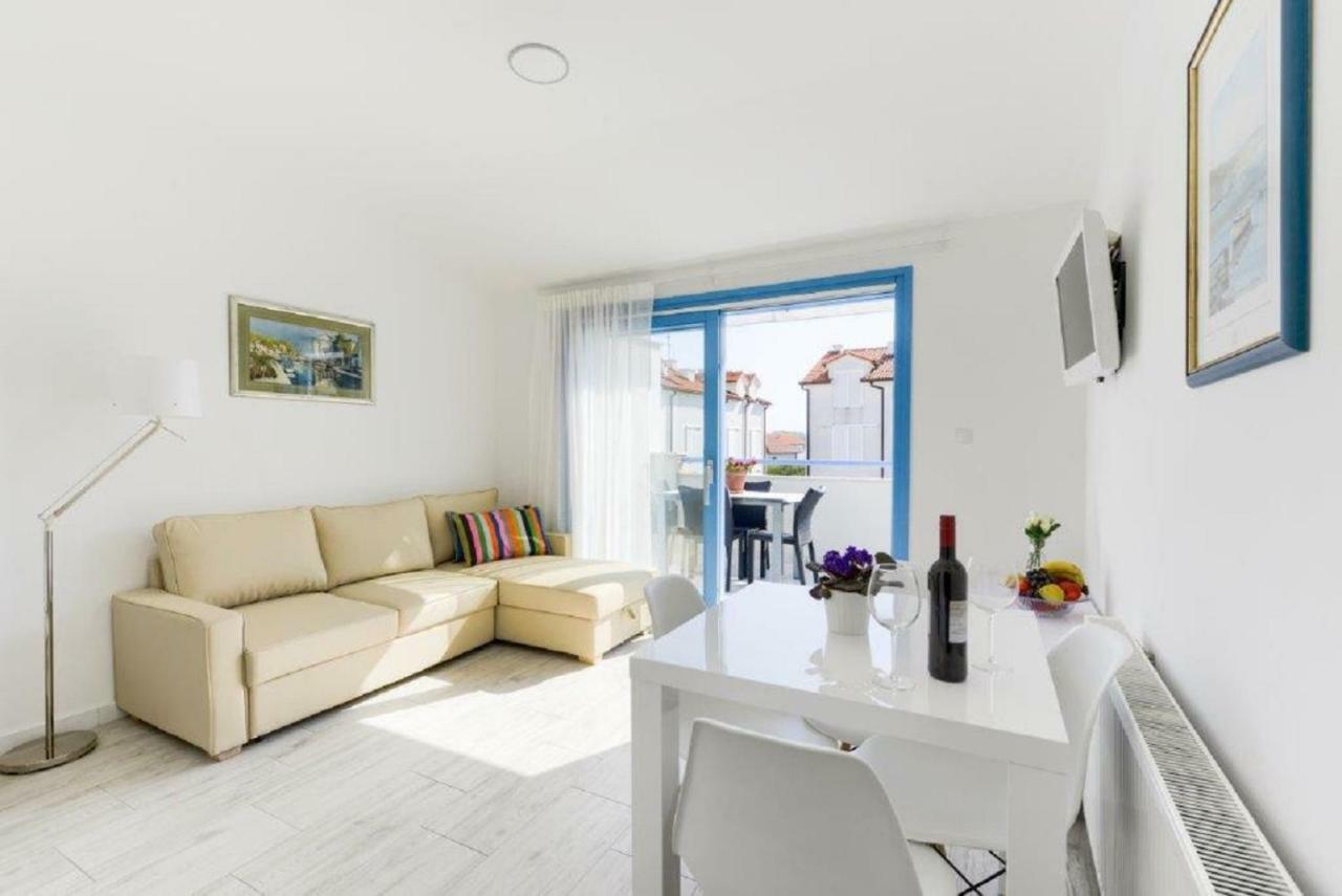 Apartments Villa Pina Vodice Kültér fotó